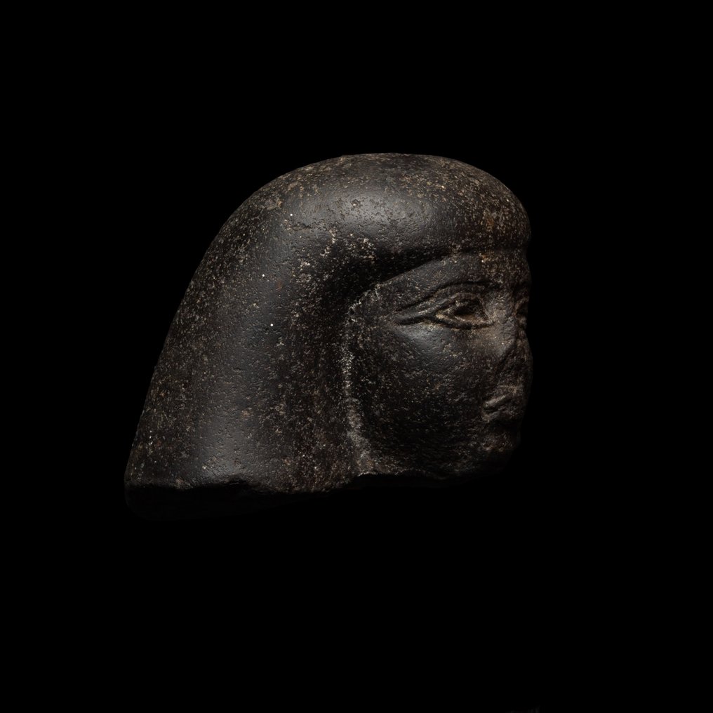 古埃及 花岗闪长岩 显贵头像。新帝国，公元前 1550 - 1070 年。长 11 厘米。西班牙进口许可证。 #3.1