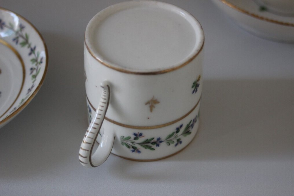 Porcelaine de Paris - Csésze és csészealj (2) - Tasse, sous-tasse porcelaine d'époque Louis XVI  fin XVIIIe riches barbeaux - Porcelán #3.2