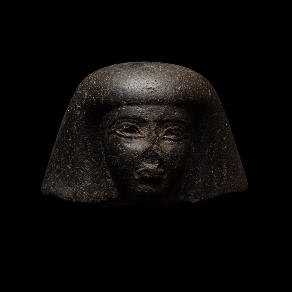 古埃及 花岗闪长岩 显贵头像。新帝国，公元前 1550 - 1070 年。长 11 厘米。西班牙进口许可证。 #1.1