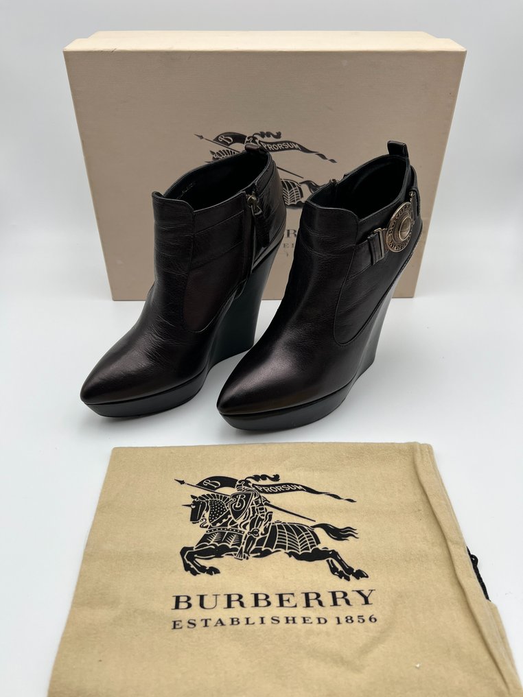 Burberry - Buty na wysokim obcasie - Rozmiar: Shoes / EU 39 #2.1