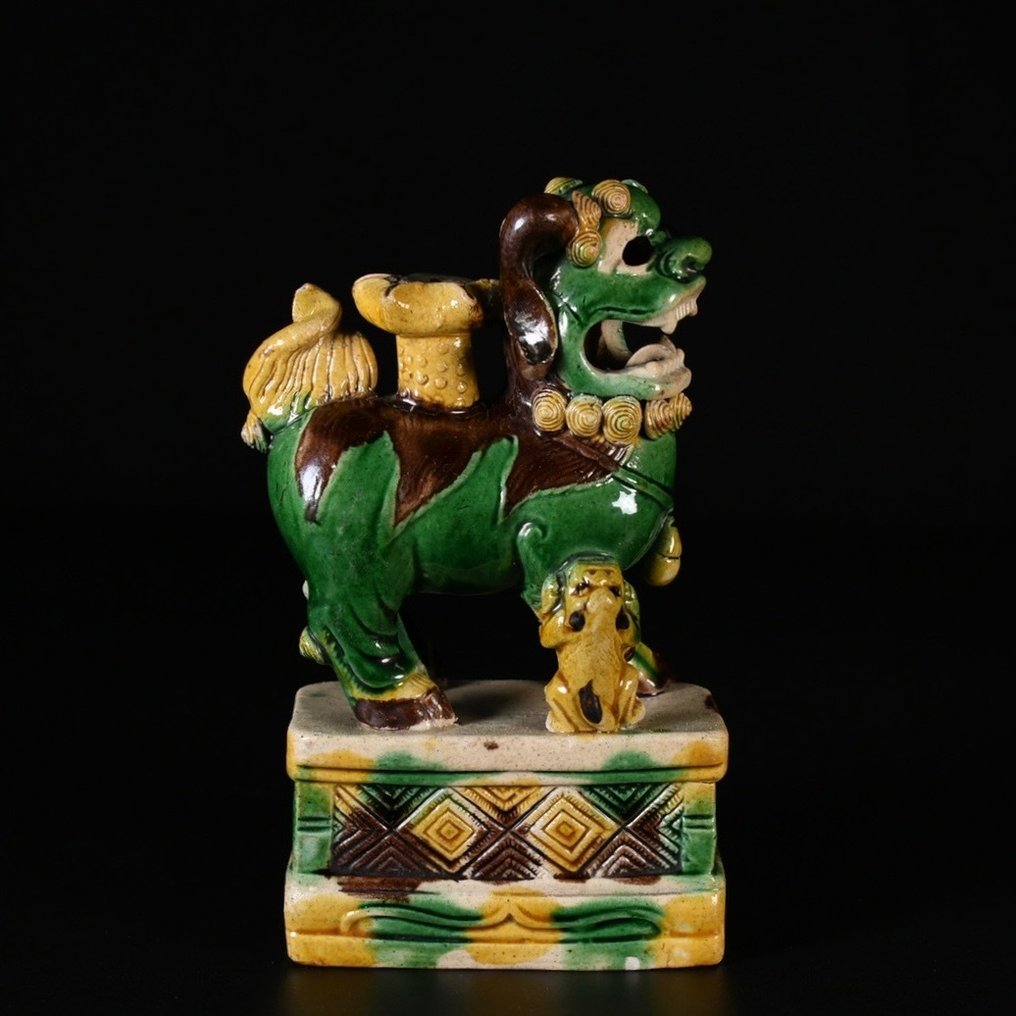 Figur - Rare porte-encens représentant un chien de fo aux émaux de la Famille Verte - Porzellan - China - Kangxi (1662-1722) #2.1