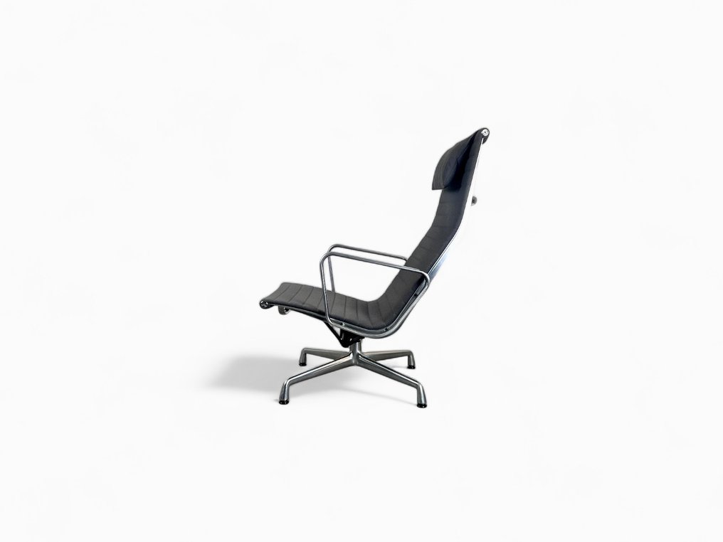 Vitra - Charles & Ray Eames - Lounge stoel - EA124 - Aluminium, hopzak #2.1