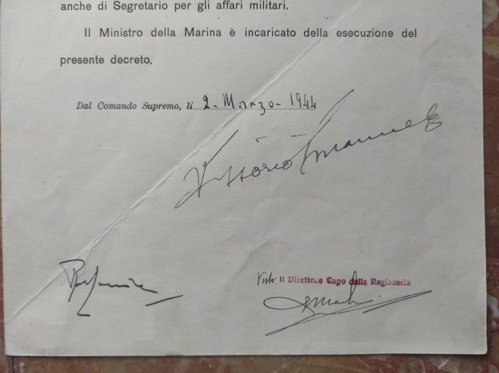Asiakirja - R.S.I. - Autografo Re Vittorio Emanuele III e Ministro De Courten - 1944 #3.2