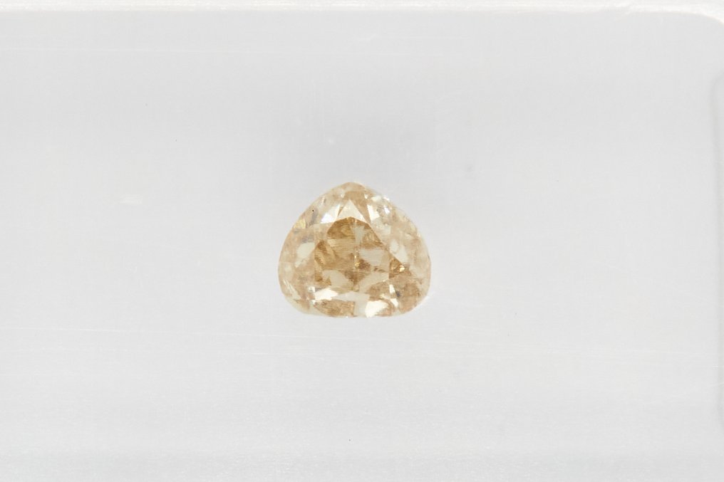 1 pcs Diamant - 0.31 ct - Birne - NO RESERVE PRICE - Fancy Light Brownish Yellow - I1 #1.1