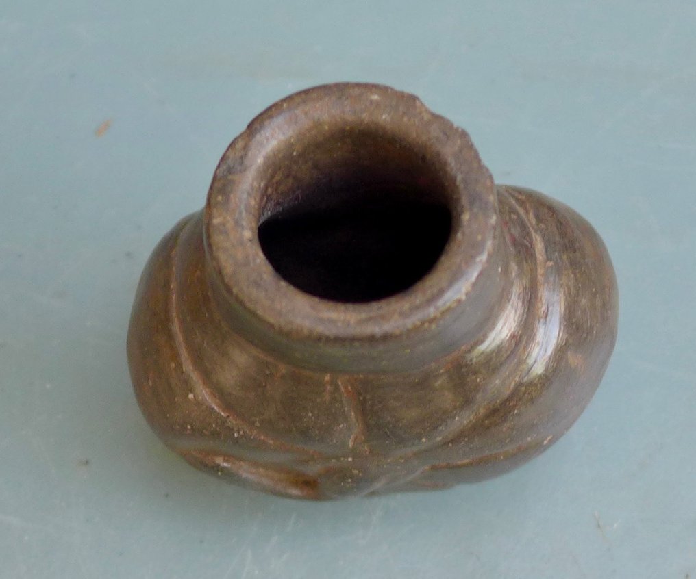 Figurka - z.g. Gif potje in de vorm van een vrucht. - Ceramika #4.3