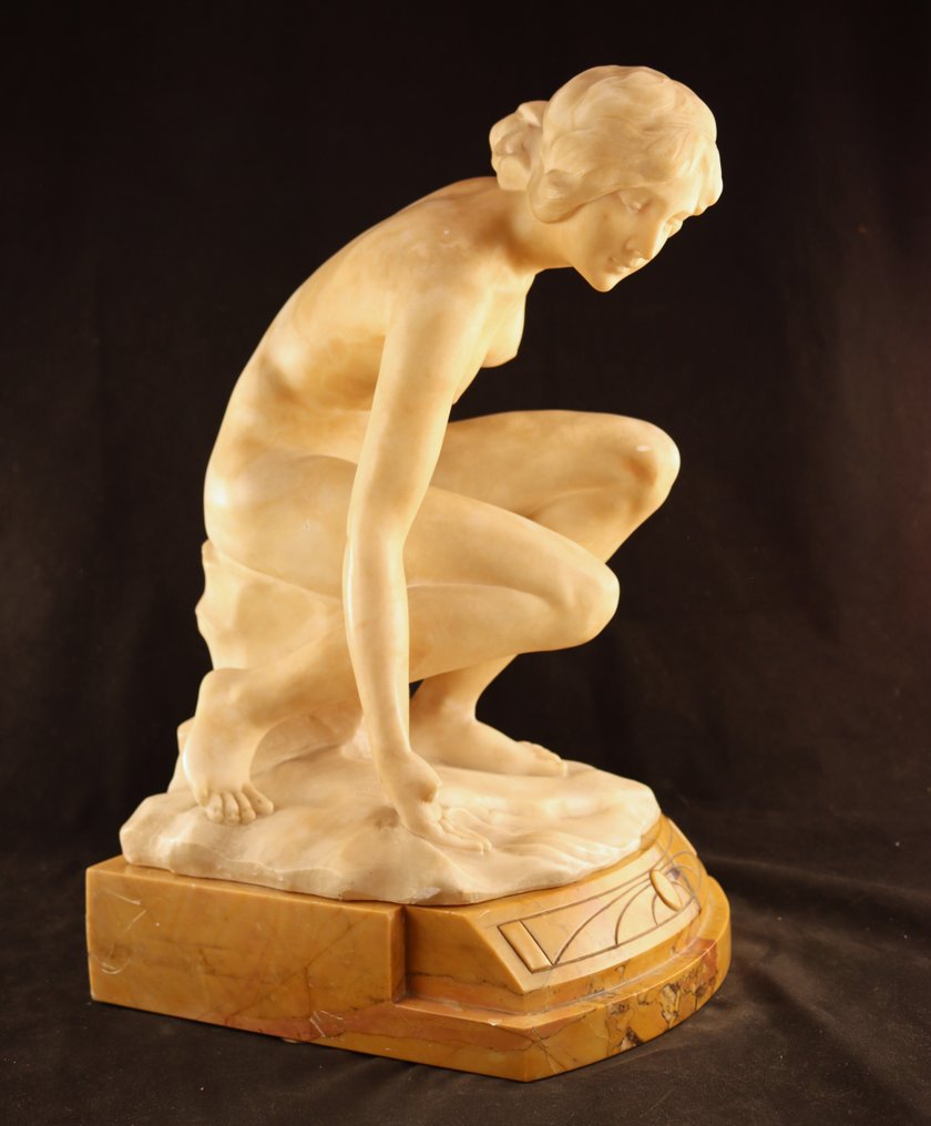 Escultura, Knielend klassiek naakt - 49 cm - Alabastro, Mármore #1.1
