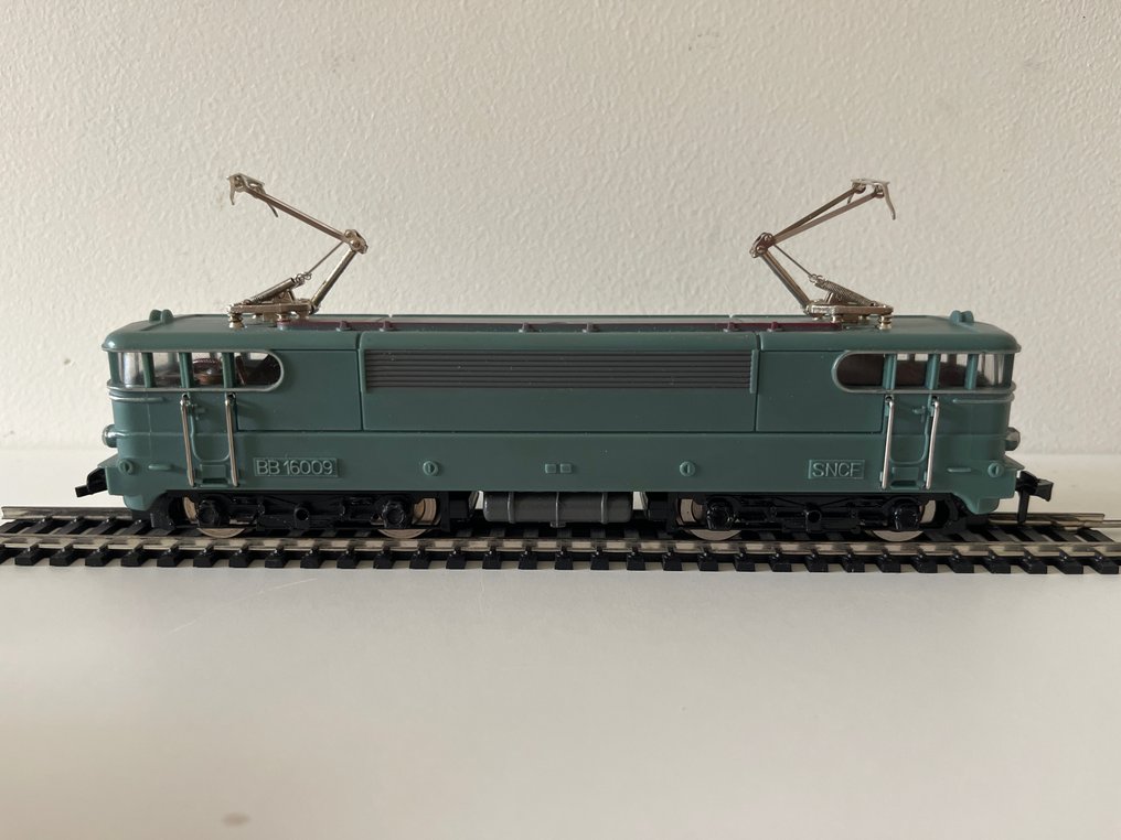 HOrnby-acH0 H0 - 638 - Locomotive électrique (1) - BB 16.009 - SNCF #2.3
