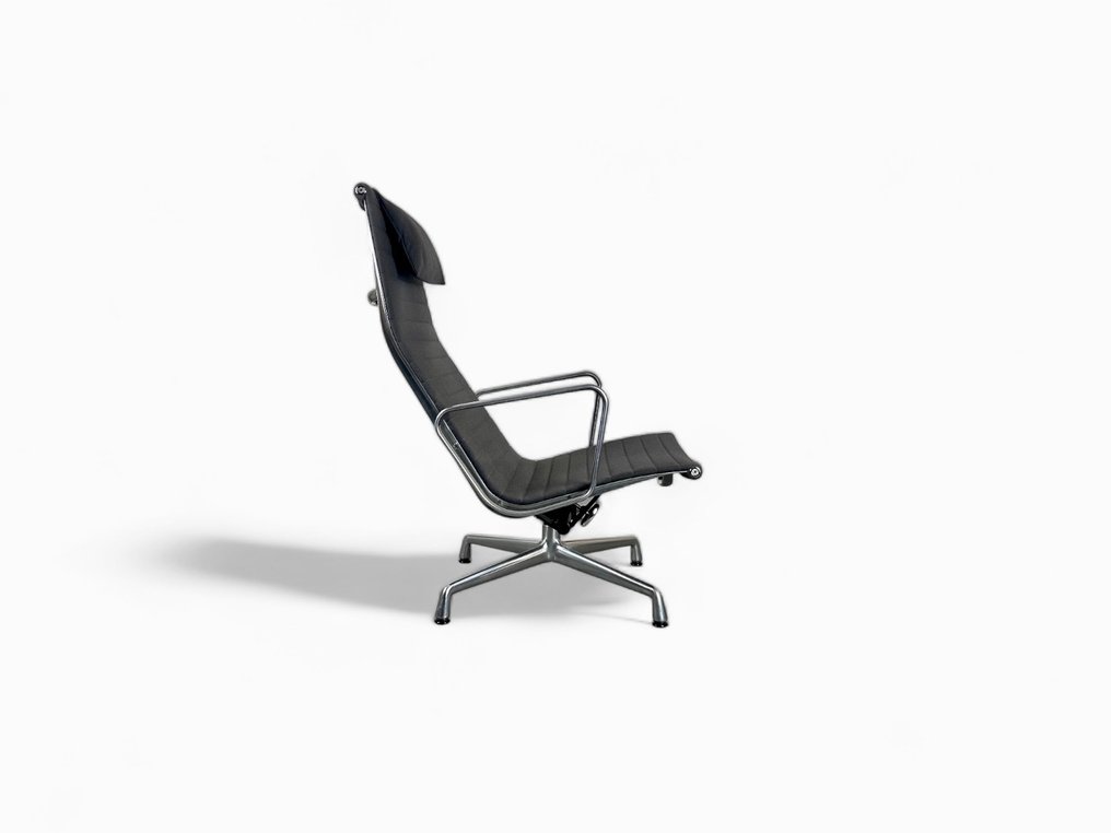 Vitra - Charles & Ray Eames - Lounge stoel - EA124 - Aluminium, hopzak #3.2