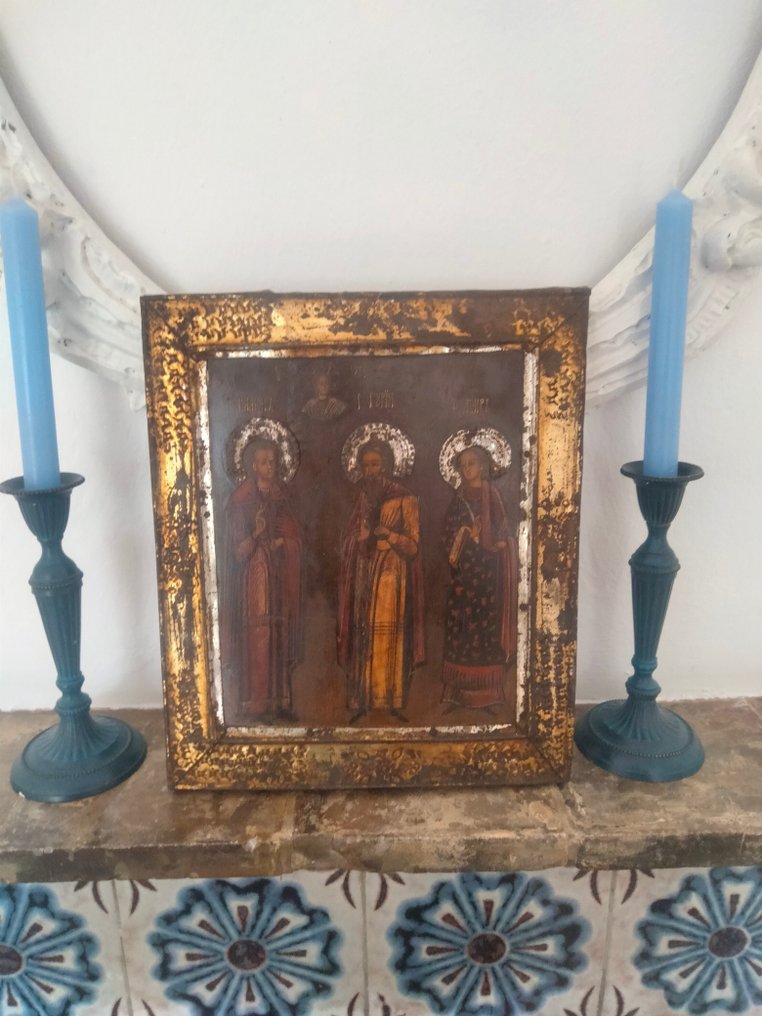 標誌 - 古老的俄羅斯聖像“三位聖人，薩蒙·古里吉和阿維夫”，19 世紀 - 木, 蛋彩畫、金屬 #2.1