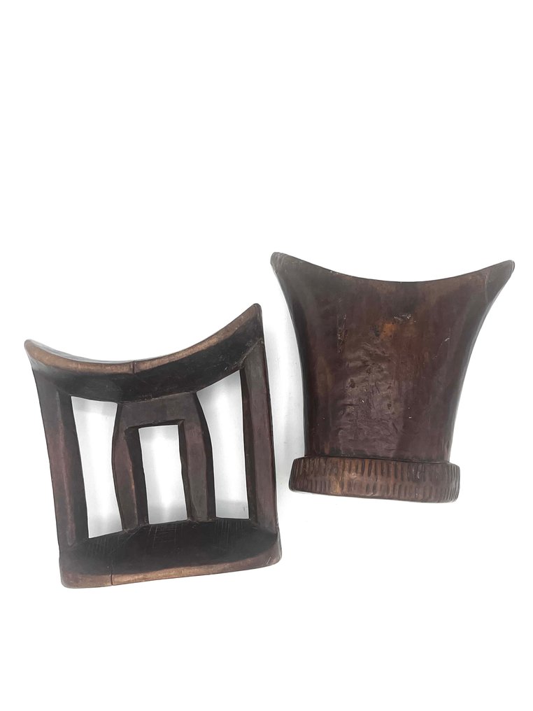 Headrest (2) - kambatta/arussi - Wood - Gurage Region #1.1