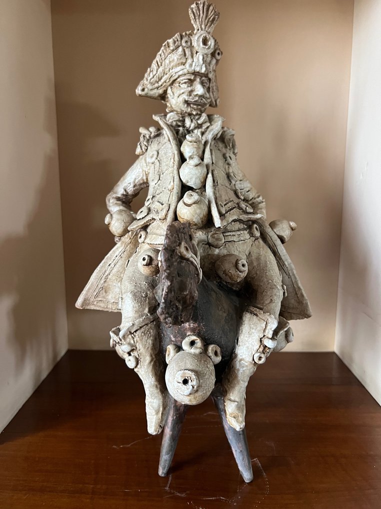小雕像 - Arcicucco - Soldato Napoleonico a cavallo gioco sonoro - 50 cm - 陶器 #1.2