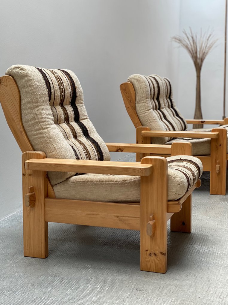 Fotel (2) - Drewno (sosna), tekstylia, len #3.1