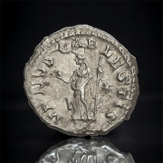Empire romain. Julia Soaemias (Augusta, 218-222 apr. J.-C.). Denarius Rome - VENVS CAELISTIS #1.2