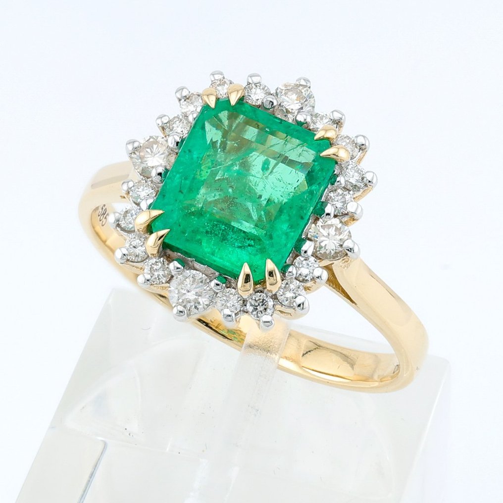 "LTS"  - Emerald 2.02 Cts & Diamond 0.34 Cts 20 Pcs - 14 quilates Bicolor - Anillo #1.2
