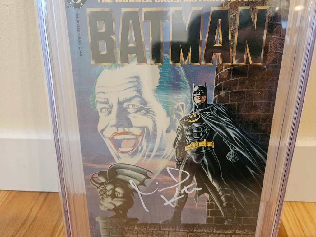 Batman - Official Motion Picture Adaptation Signed By Michael Keaton - CGC Signature Series - 1 Signed graded comic - 1989 - CGC 9.8 #1.3
