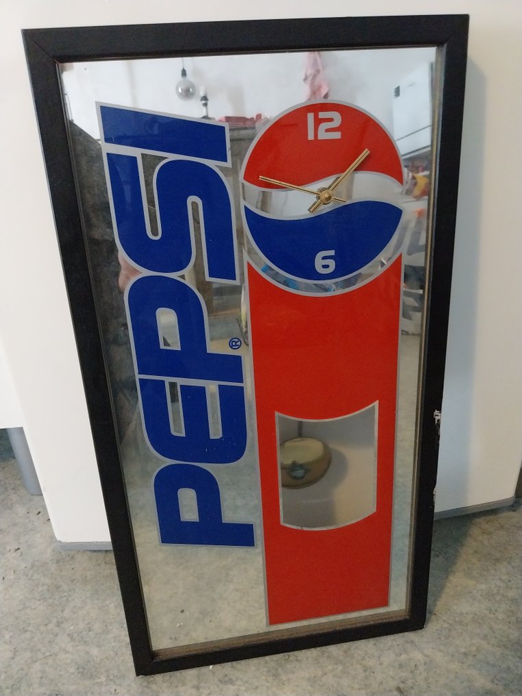 Márkás darabok gyűjteménye - Pepsi promóciós cikk ingával #1.1