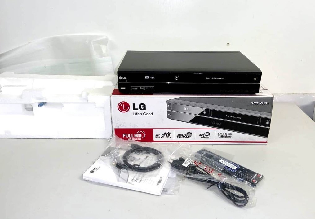 LG RCT699H | VHS / DVD Combi NEW IN BOX Videocamera/recorder S-VHS-C #1.1