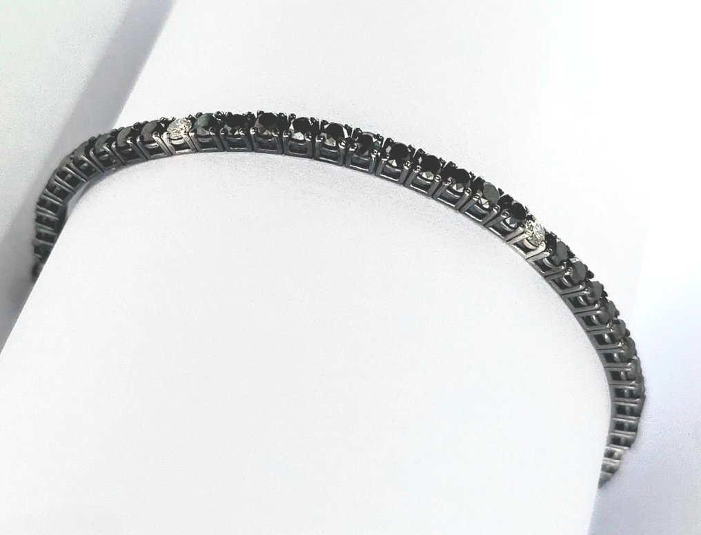 Bracelet - 18 kt. White gold -  9.67ct. tw. Diamond  (Colour-treated) - Diamond #2.2