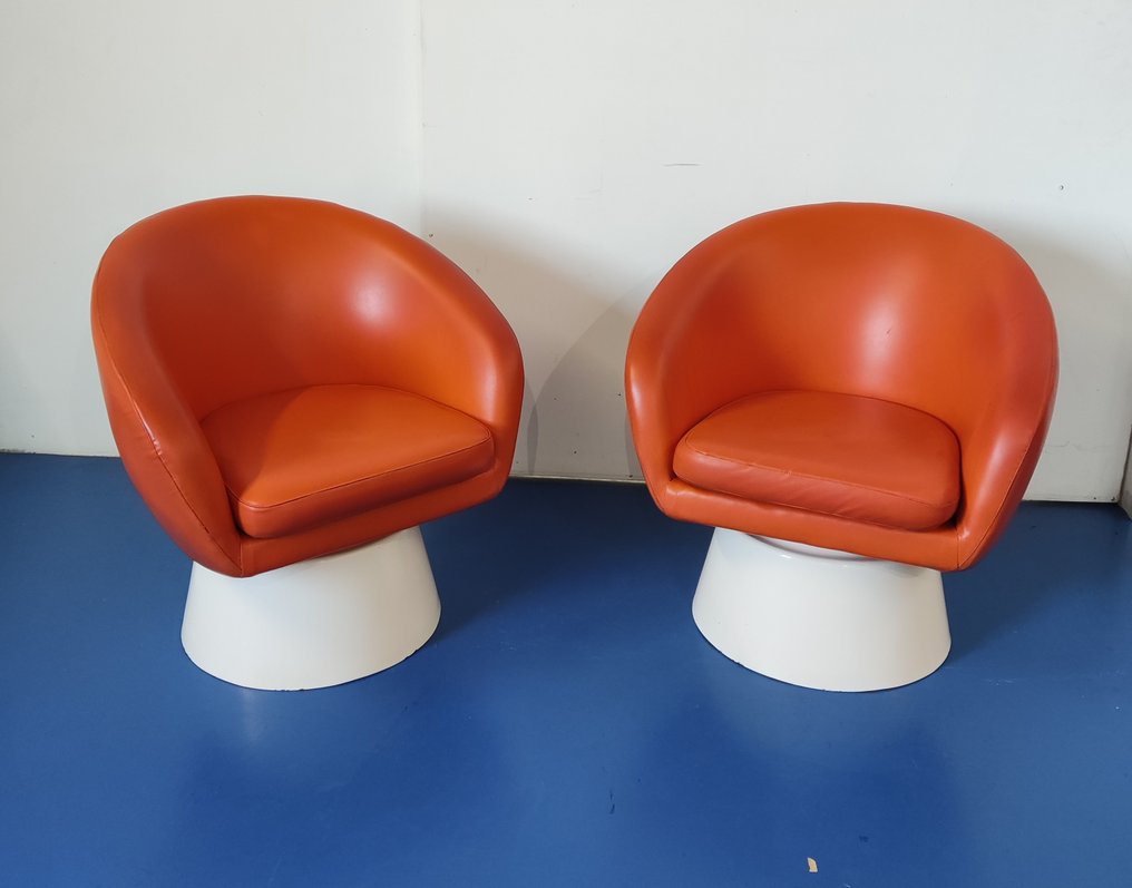 Nojatuoli - Eco-nahka, Lasikuitu - pari 60-luvun nojatuolia. #1.1