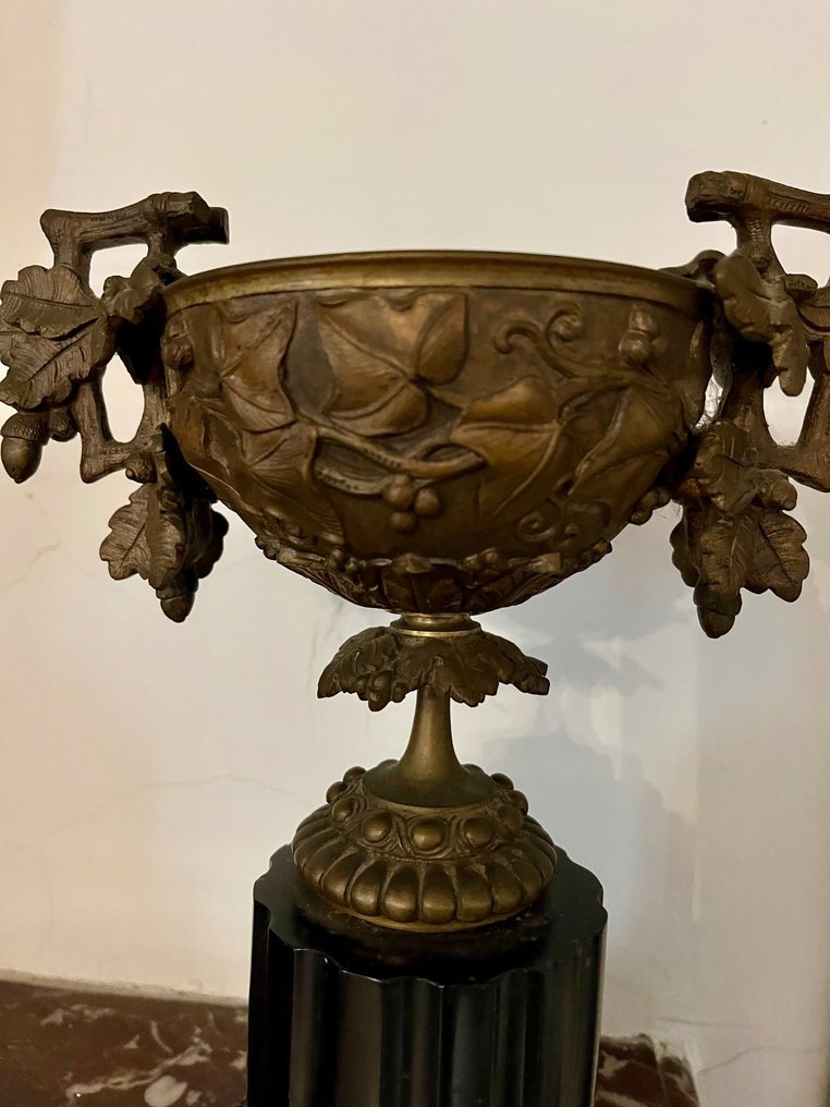 Vase (2)  - Bronze, Marmor #3.1