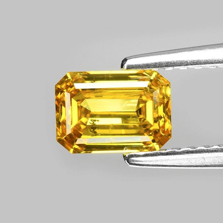1 pcs Diamond  (Colour-treated)  - 1.05 ct - Emerald - Fancy intense Orangy Yellow - SI2 - International Gemological Institute (IGI) #1.2
