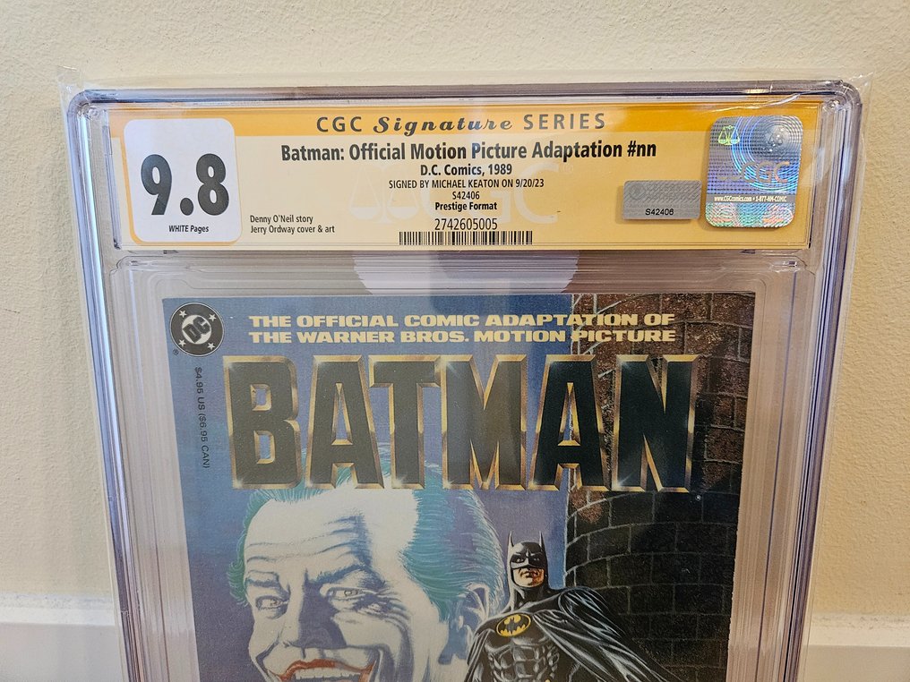 Batman - Official Motion Picture Adaptation Signed By Michael Keaton - CGC Signature Series - 1 Signed graded comic - 1989 - CGC 9.8 #1.2