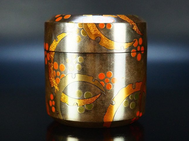 Natsume (pojemnik na herbatę) - Bardzo ładny natsume z projektem setsugetsu maki-e - Drewno, Złoto, lakier #3.2