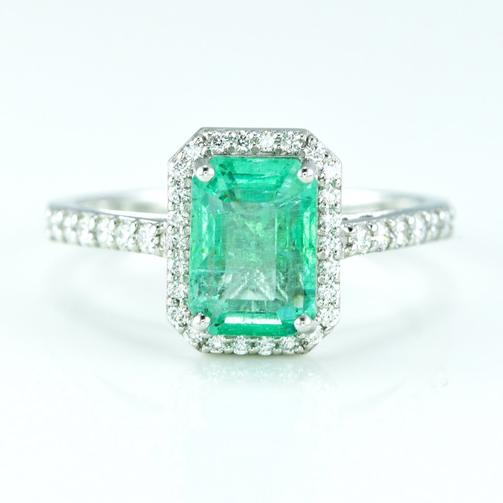 Ring Platin -  2.31ct. tw. Smaragd - Diamant - Halo Ehering #1.1