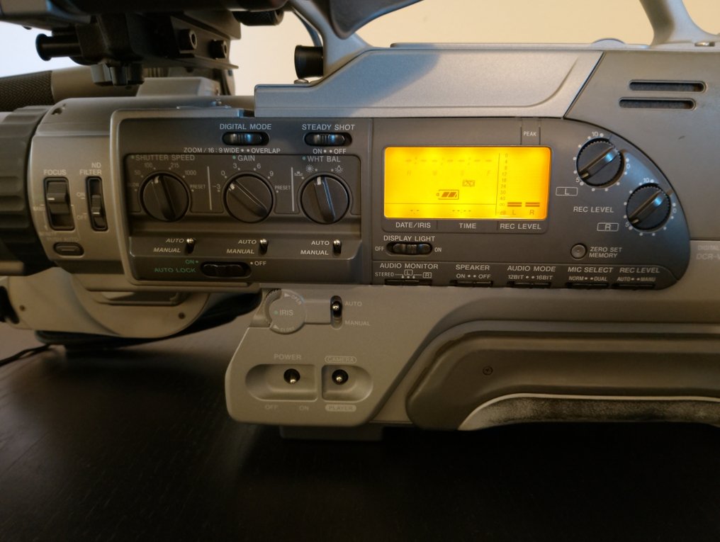 Sony DCR-VX9000E Digitális videokamera #2.1