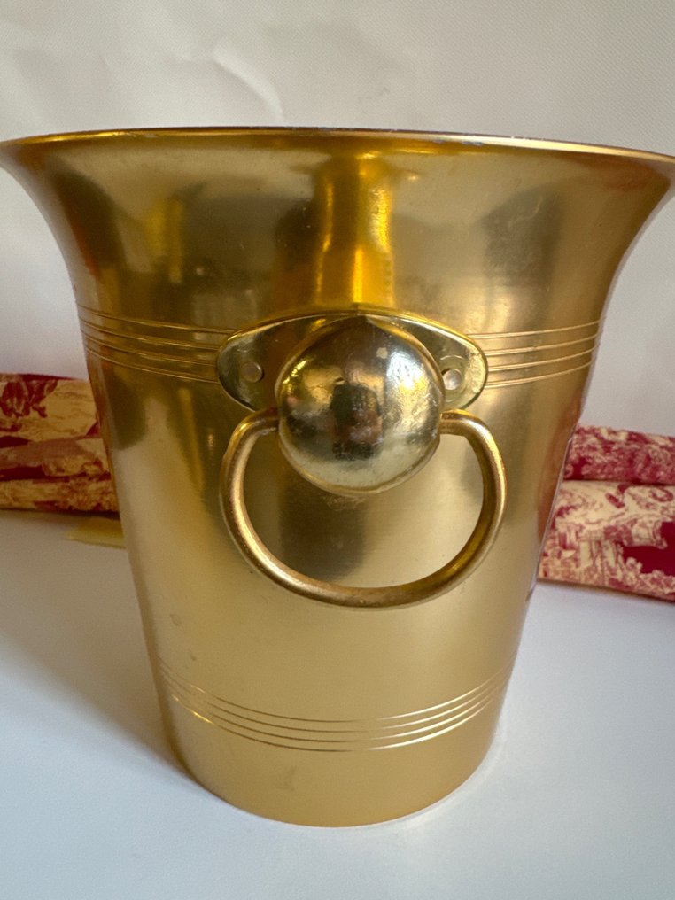 Louis Roederer, Maison Fondee 1776 - Enfriador de champán -  Louis Roederer - Gold Champagne Ice Bucket, Vogalu - Aluminio  #1.2