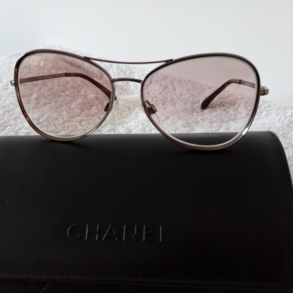Chanel - Aurinkolasit #1.1