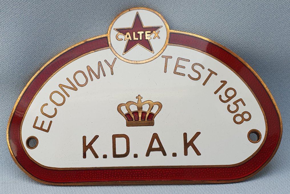 Arvomerkki - Grille Badge - K.D.A.K. - 1958 - Tanska - 1900 - keski (2. maailmansota) #1.1