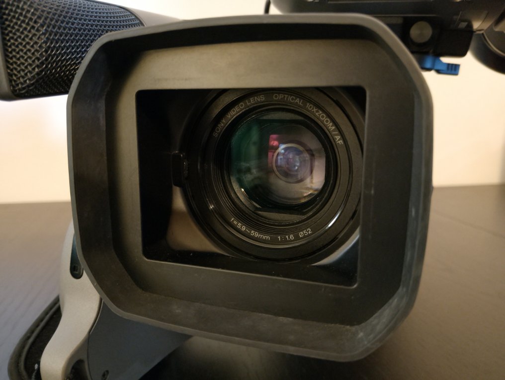 Sony DCR-VX9000E Digitális videokamera #2.2