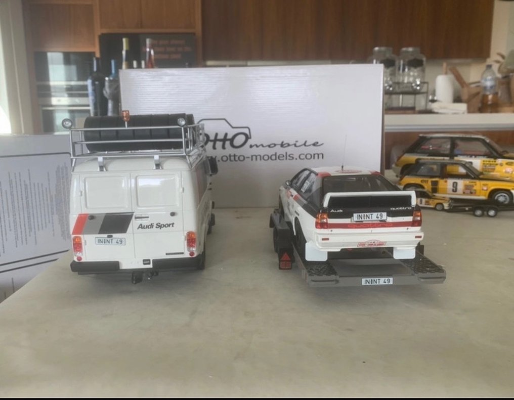 Otto Mobile 1:18 - Modellbil  (3) - SET AUDI QUATTRO - Rallye Tour de Corse - Michelle Mouton/Fabrizia Pons #2.2