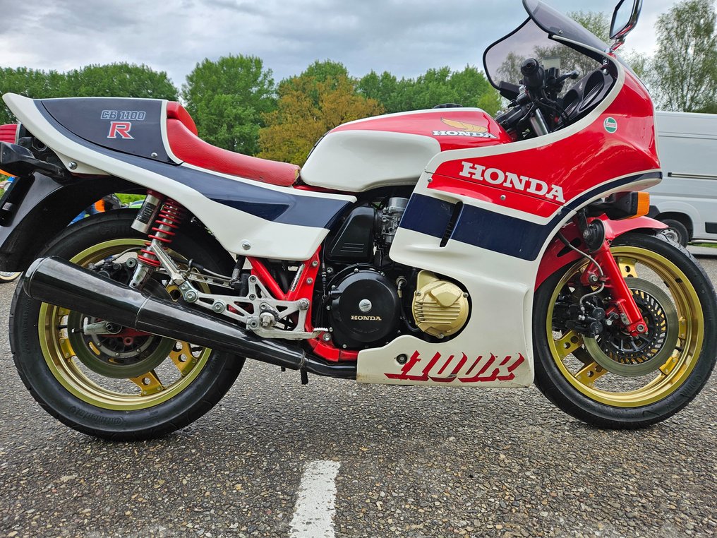 Honda - CB1100R - 1982 #3.1