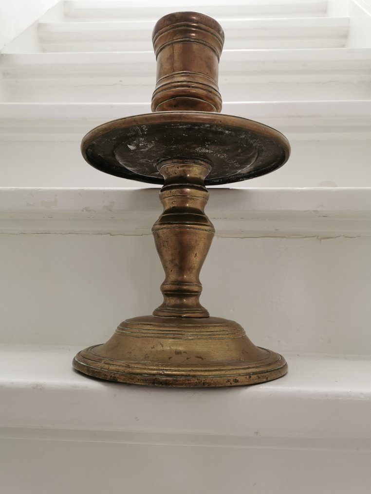 Kerzenhalter - Kragenleuchter, vermutlich Kolonialzeit - Bronze #2.1