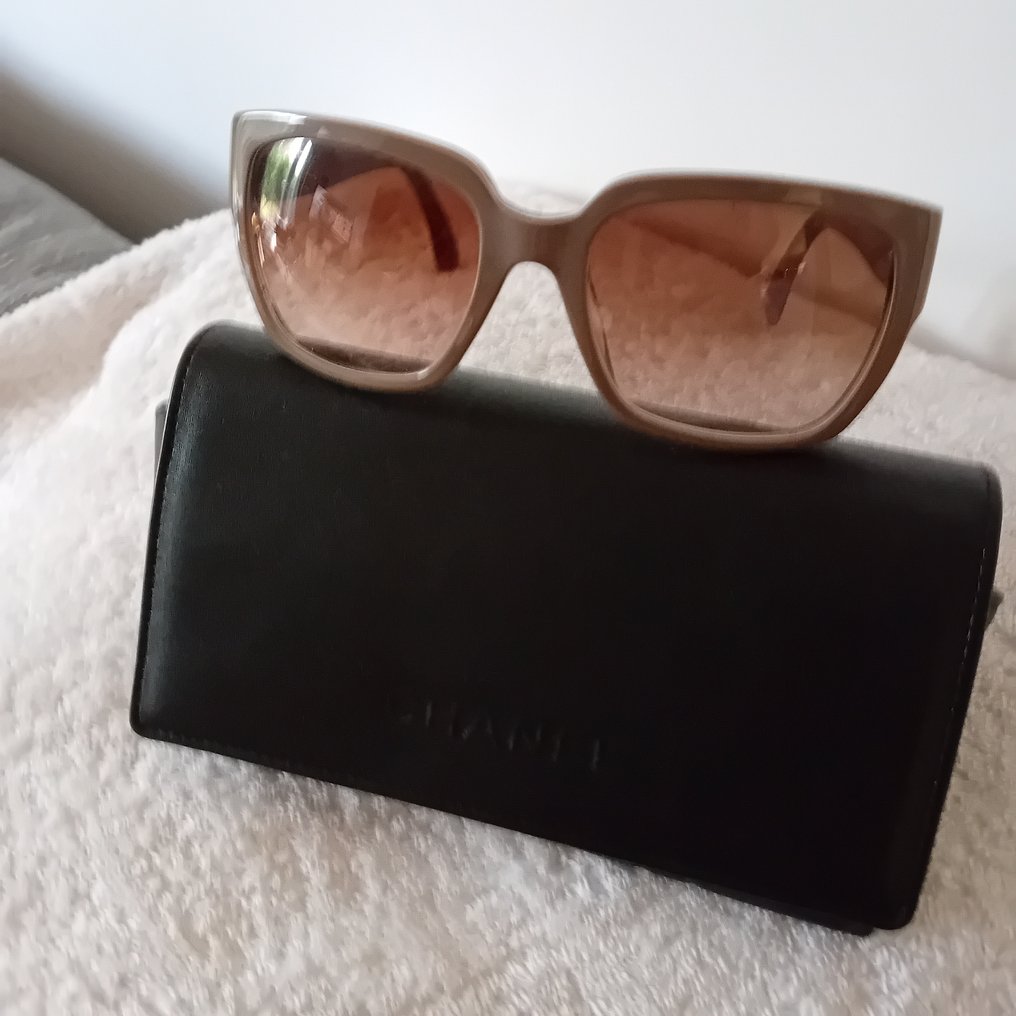 Chanel - Solglasögon #1.2