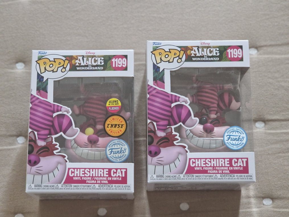 Funko  - Toy figurine Funko Pop! Disney Alice In Wonderland - Chase Bundle Cheshire Cat Flocked Glow in the Dark Chase - - 2020+ - U.S. #1.1