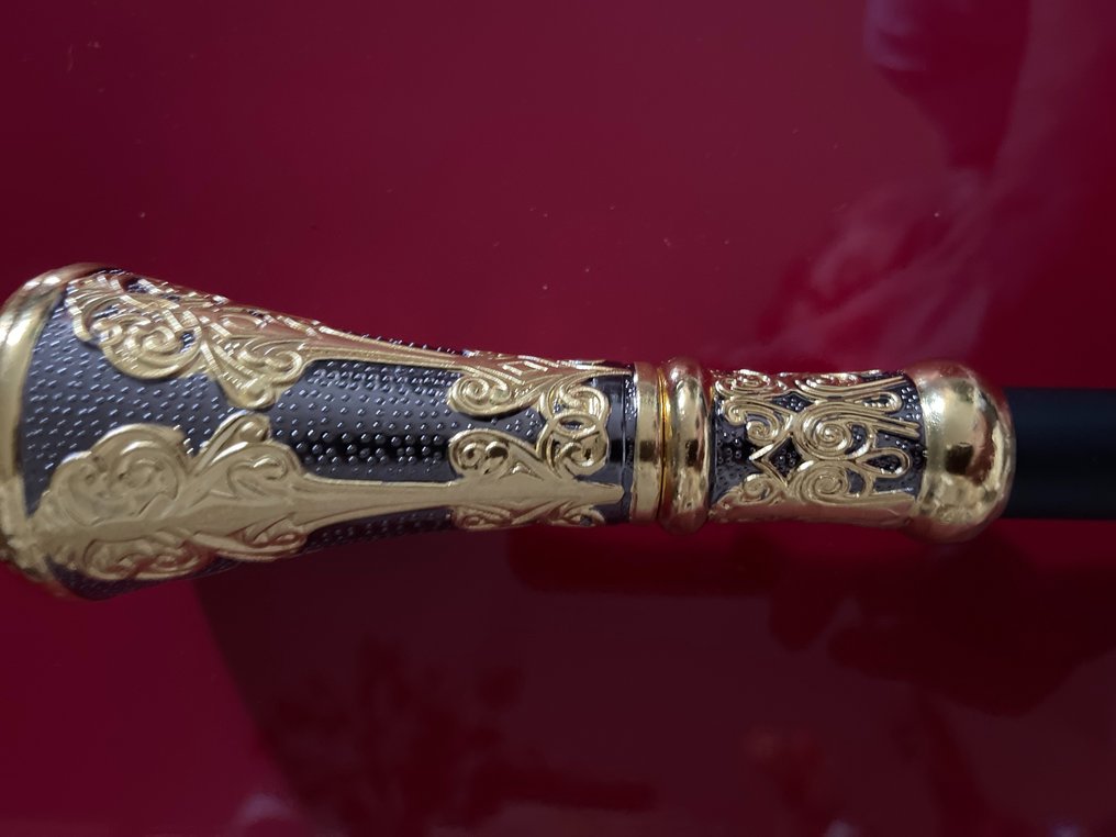 Walking stick - Color, gold-plated, and black. - Metal, Magnificent *** Louis XIV ***. style #4.3