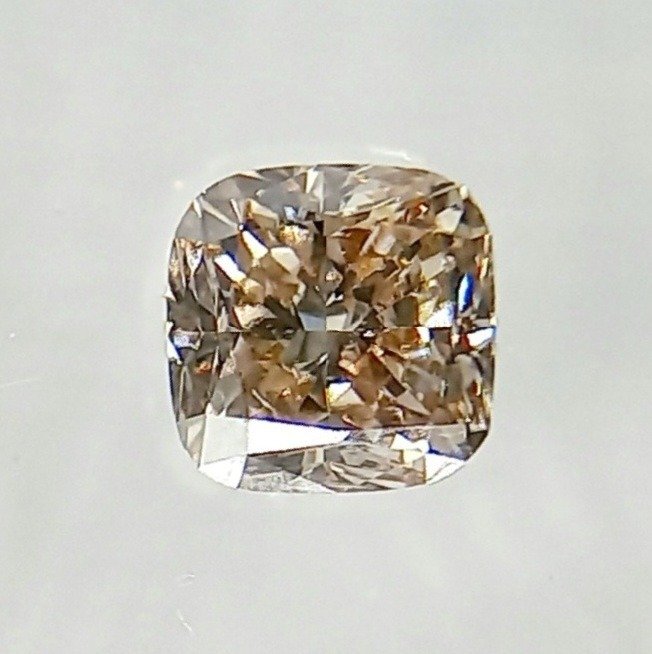 1 pcs Diamant  (Natuurlijk gekleurd)  - 0.52 ct - Cushion - Light Bruin - VS2 - Antwerp Laboratory for Gemstone Testing (ALGT) - ST #3.1