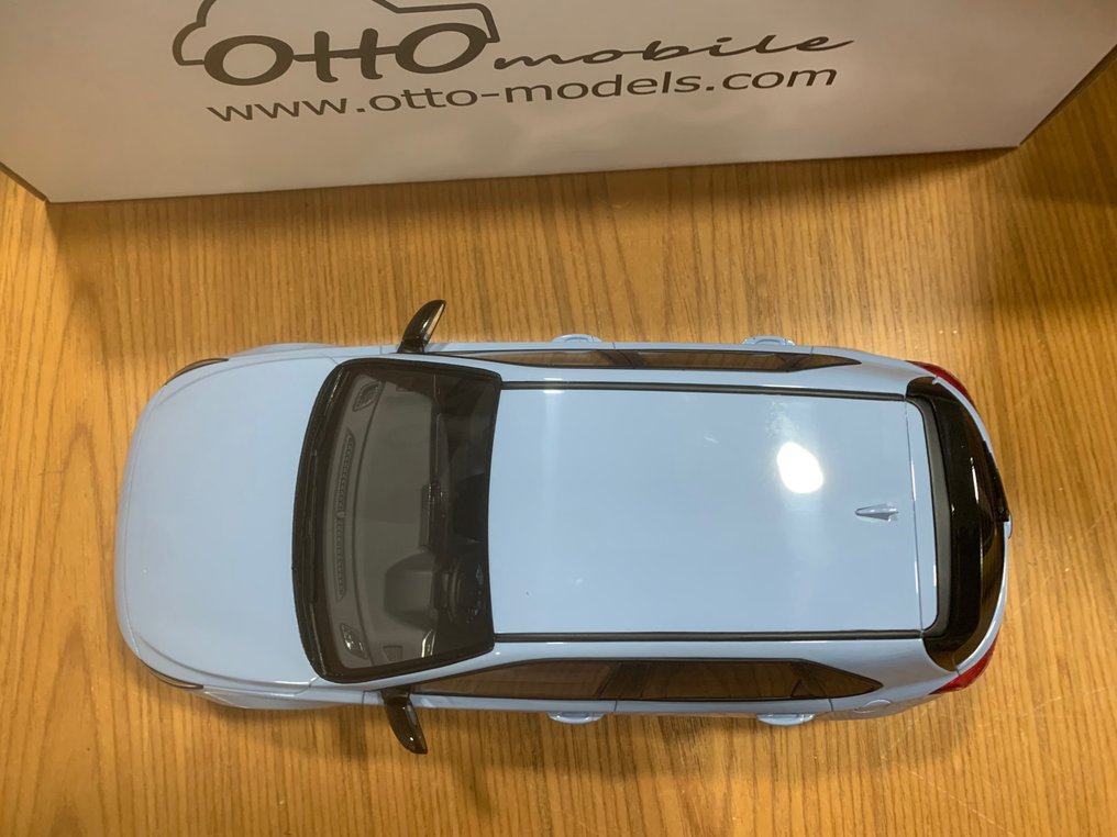 Otto Mobile 1:18 - Modelauto - HYUNDAI i30 N #3.2