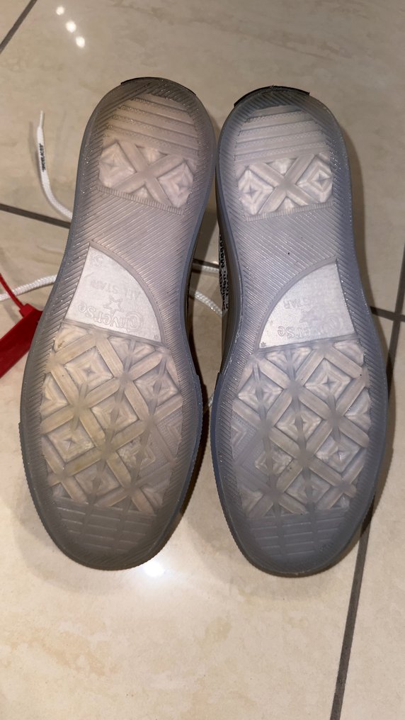 Off White - Αθλητικά παπούτσια με χαμηλό αστράγαλο - Mέγεθος: Shoes / EU 38 #2.1