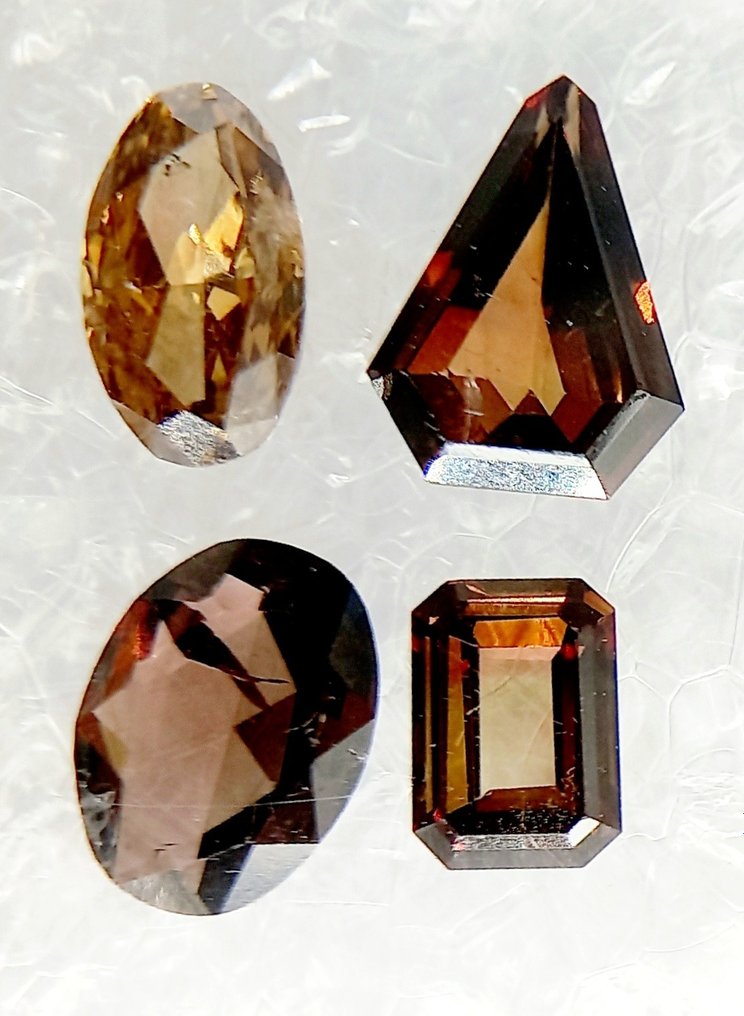 4 pcs Diamant  (Naturfarvet)  - 2.58 ct - Blandet slibning - Fancy deep Blandet brun, Blandet orange - I1, SI1 - Antwerp Laboratory for Gemstone Testing (ALGT) #2.2