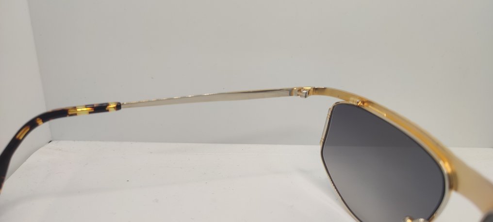 Tiffany & Co. - Sonnenbrille #2.1