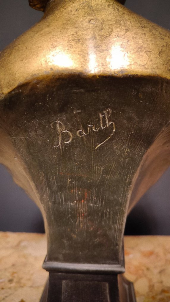 Barth - Γλυπτό, busto di nobildonna - 38 cm - Χάλκινο πελεκημένο #2.1
