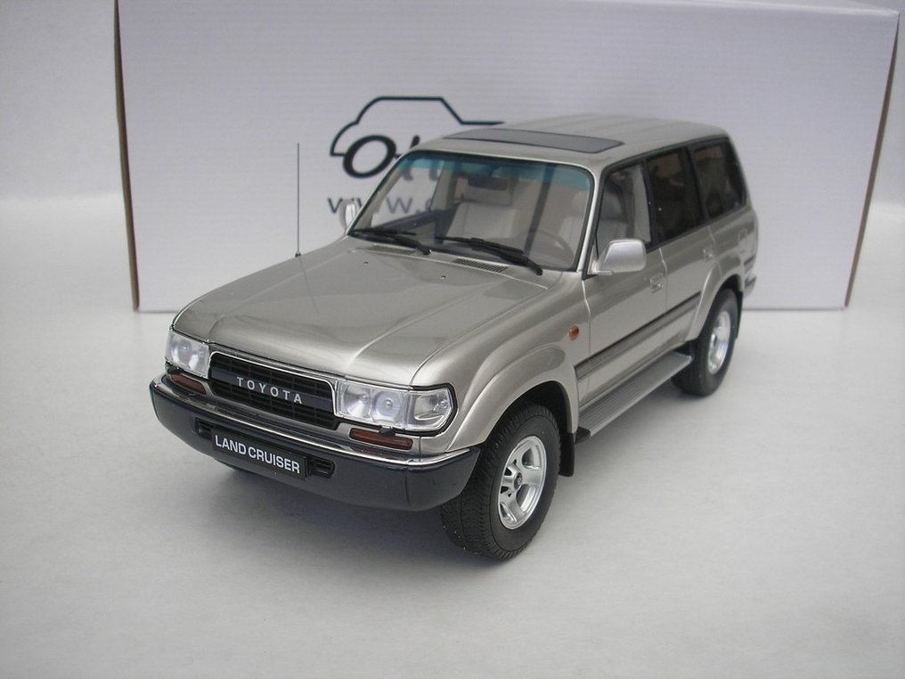 Otto Mobile 1:18 - 模型車 - Toyota LandCruiser HDJ80 - 1992 - 米色金屬 - 3,000 件 #1.1