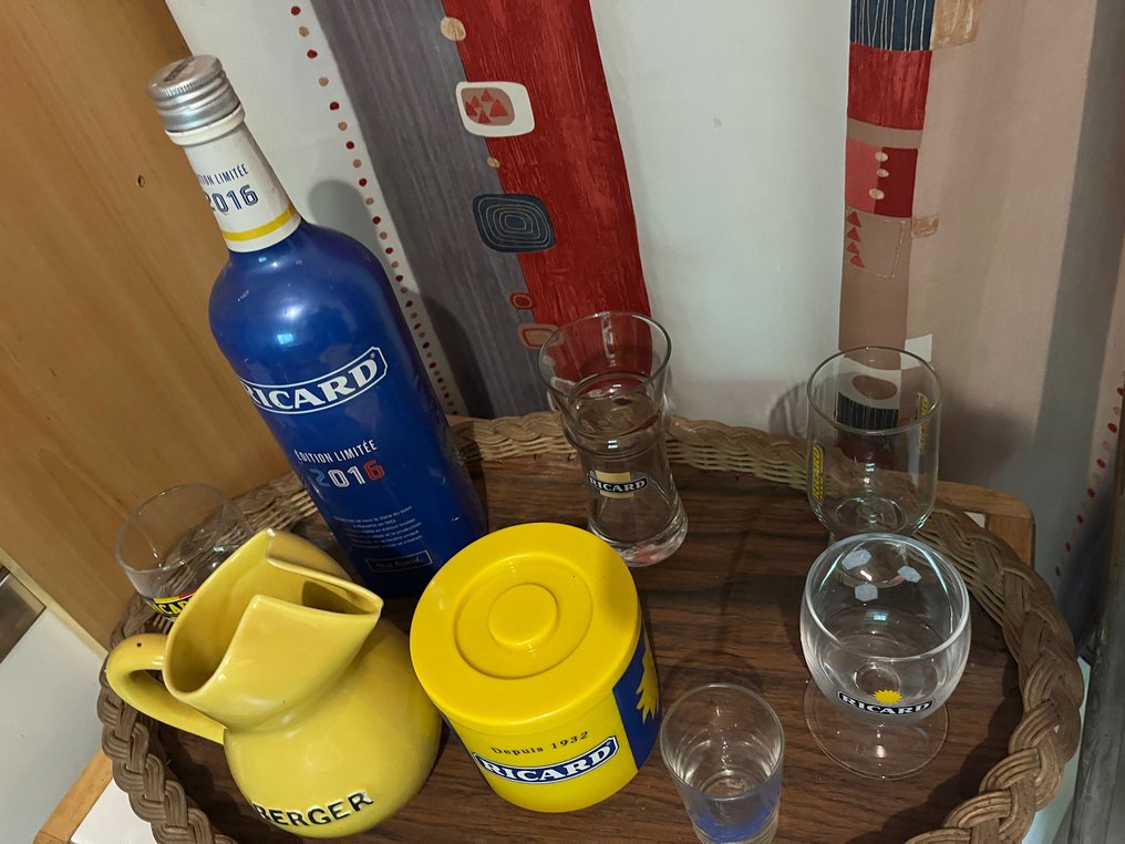品牌商品系列 - 玻璃杯、2016 年收藏瓶和玻璃水瓶 - RICARD #1.1