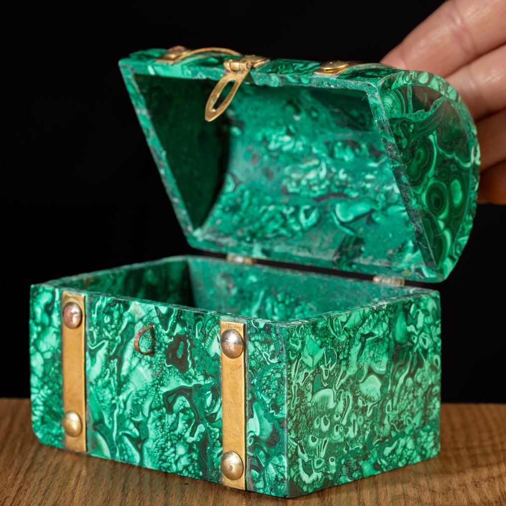 Trunk - Pirate - Jewelry box - Malachite mosaic and Brass - Height: 100 mm - Width: 85 mm- 553 g #1.1