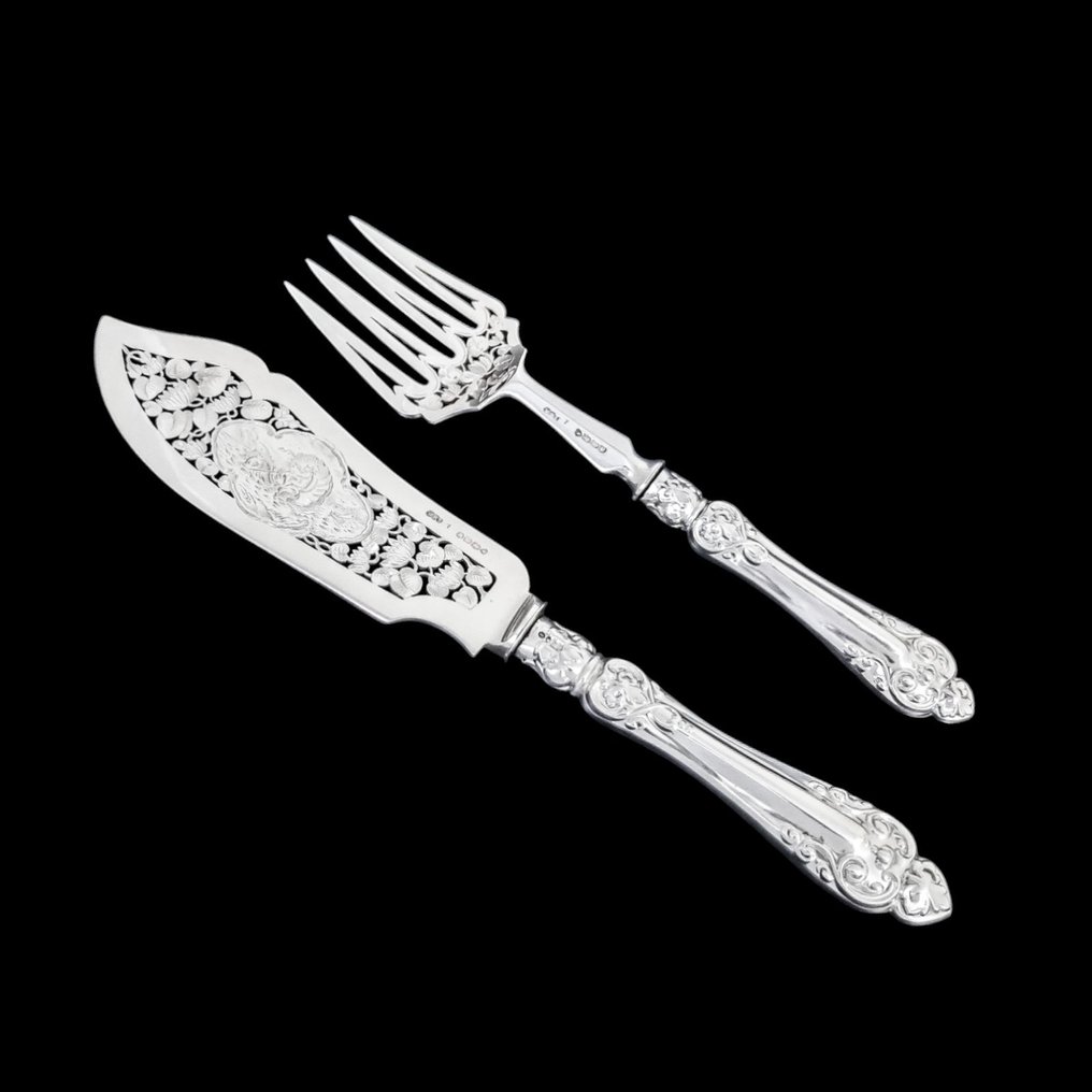 Sterling silver fish servers with water lilies, putto and dolphins - William Robert Smily (1858) - Servizio da portata per pesce (2) - .925 argento #2.1