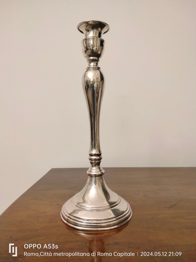 Delizioso e lineare candeliere in argento, titolo 800, epoca XX sec. - Lysestake - .800 sølv - 800/1000 #1.1
